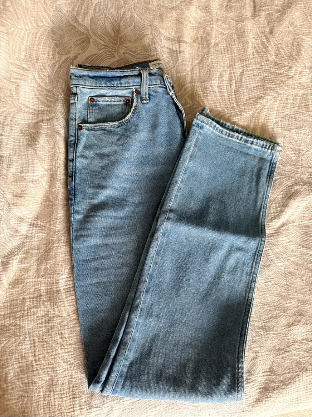 Abercrombie & Fitch 90s Slim Straight